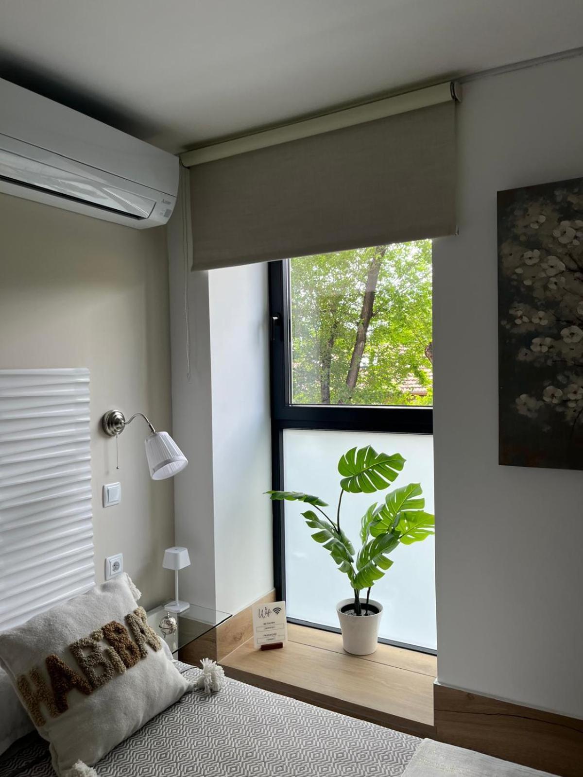 Garden House Madrid Hotel Luaran gambar