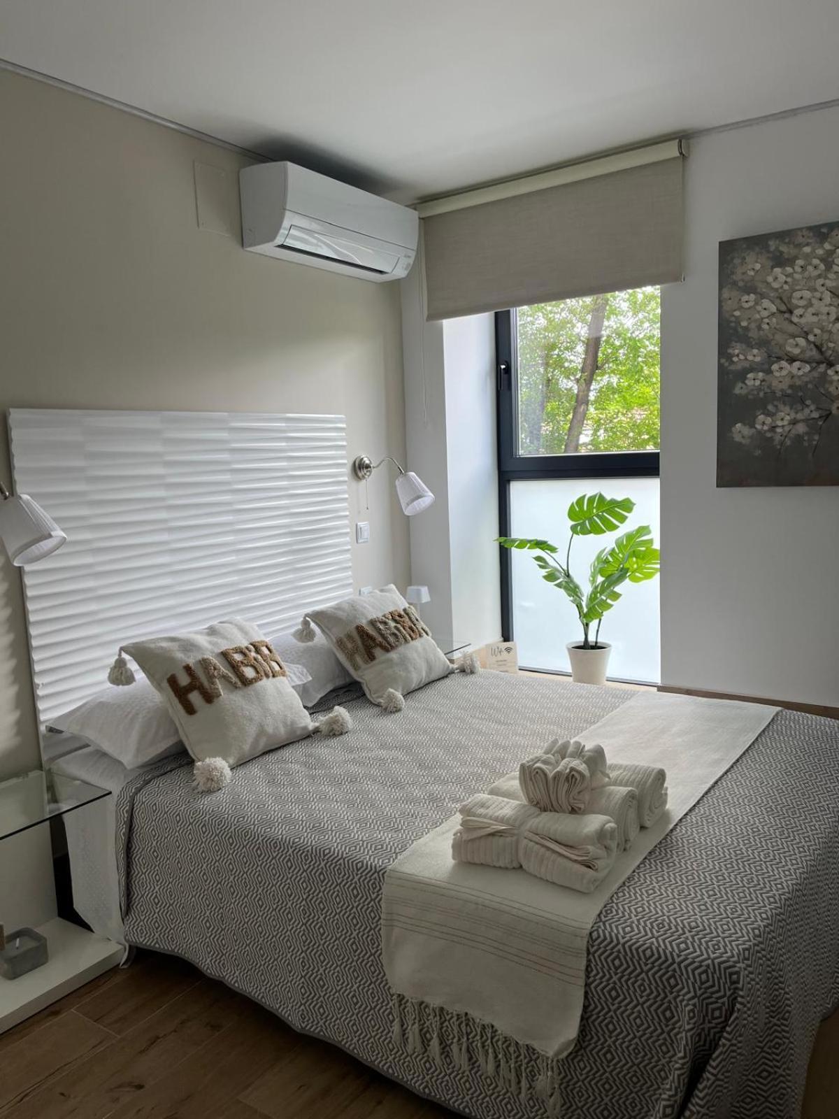 Garden House Madrid Hotel Luaran gambar